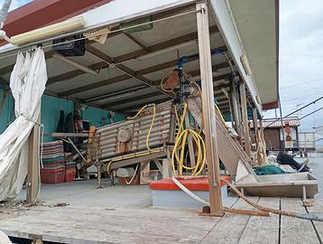 Capanno galleggiante