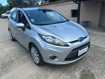 Ford Fiesta 1.4 TDCi 68CV 5 porte Titanium
