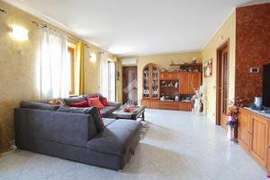 4 LOCALI A ALMESE