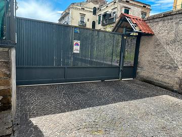 Box auto doppio