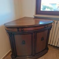 Mobile angolare in legno
