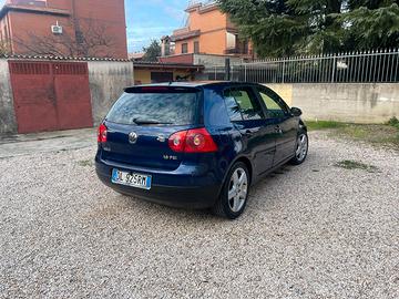 Golf 1.6 benzina 3900 trattabili