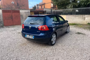 Golf 1.6 benzina 3900 trattabili