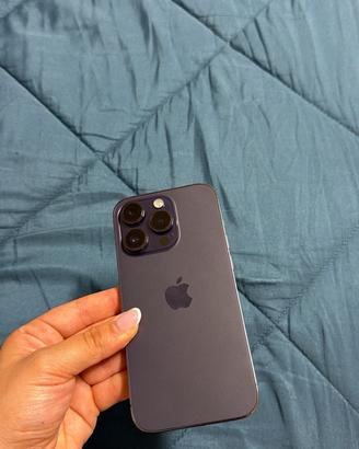 Iphone 14 pro viola