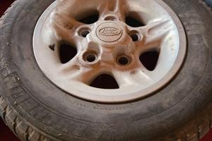 Cerchi in lega misura 16 per Land Rover Discovery