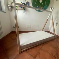 Letto montessoriano a capanna indiani