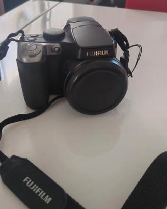 fotocamera Fujifilm Finepix s8100 fd