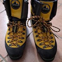 scarponi per alpinismo nuovi