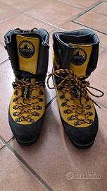 scarponi per alpinismo nuovi