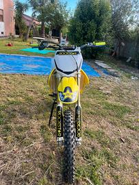 Suzuki 250 4t