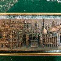 Bassorilievo in bronzo raffigurante Torino