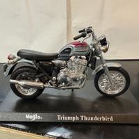 Modellino MAISTO TRIUMPH THUNDERBIRD