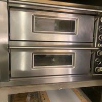 Forno da pizza , impastatrice, vetrina