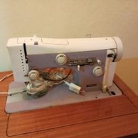 Macchina da cucire