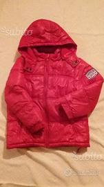 Piumino rosso con cappuccio 6 anni