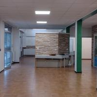 Locale uffici - negozi- laboratori