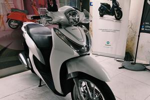 Honda SH Mode 125 BIANCO PERLATO