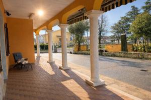 Villa di 361 m² con più di 5 locali e box auto dop