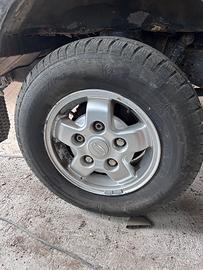 Cerchi land rover gomme termiche 235/70 r16