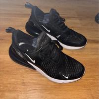 Nike 270