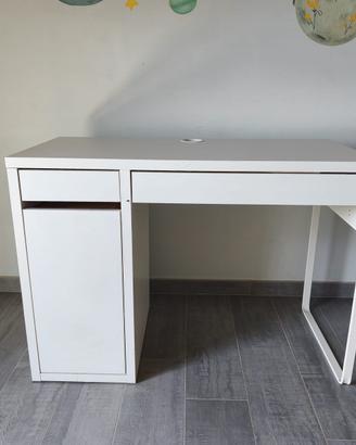 Scrivania ikea