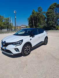 Renault Captur full hybrid 