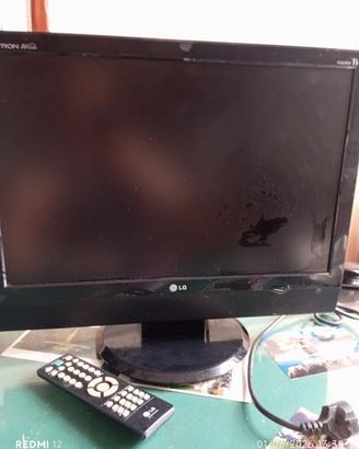 TV uso schermo 20 pollici  marchio LG