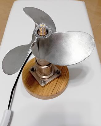 lampada da tavolo