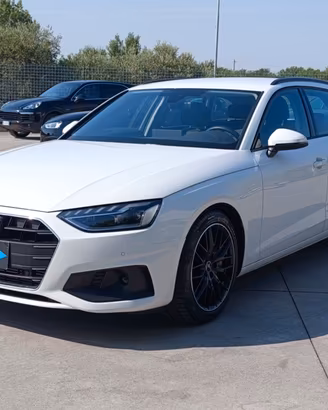 Audi A4 Avant 45 2.0 tfsi mhev quattro 265cv s-tro