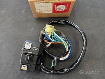 Assieme interruttori frecce Honda VT 500 C 1983