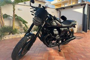 Moto guzzi V7 Stone 850