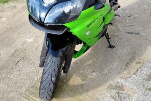 Kawasaki Ninja ZX 6RR