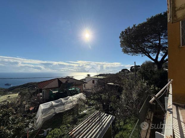 PALAZZINA A MASSA LUBRENSE