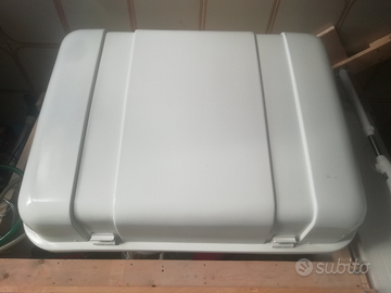 Bagagliera Baule tetto camper Fiamma Ultra Box