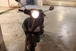 Piaggio liberty 125 4t