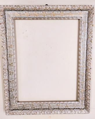 Cornice antica in legno