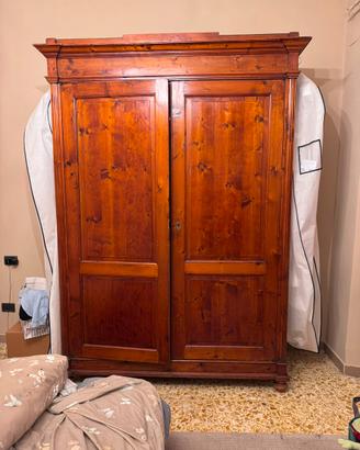 Armadio legno massello