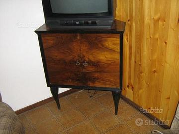 Mobiletto ad angolo porta tv tipo anni 60