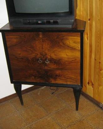 Mobiletto ad angolo porta tv tipo anni 60