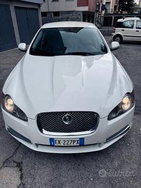 Jaguar XF 3.0 V6 Bi-Turbo Diesel (2011) 