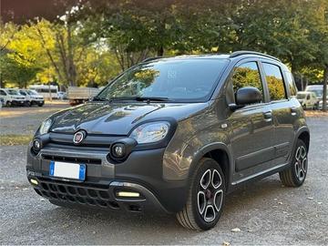 FIAT Panda 1.0 FireFly Hybrid City Cross+