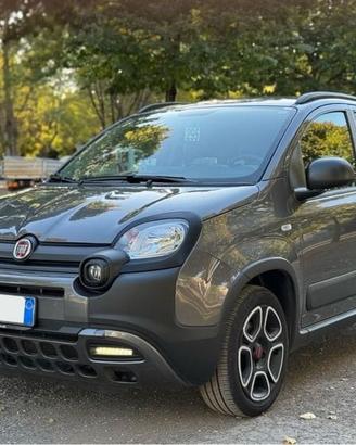 FIAT Panda 1.0 FireFly Hybrid City Cross+