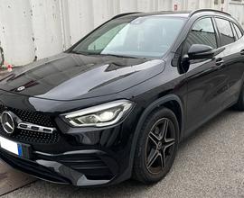 Mercedes-benz GLA 180 d AUTOMATIC PREMIUM