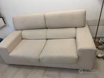 Divano usato Arredamento e Casalinghi In vendita a Cagliari - Main Image