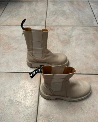 Stivaletto bianco con para