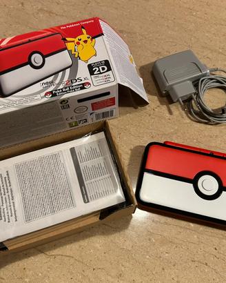 Nintendo 2DS XL Poke’ Ball Edition