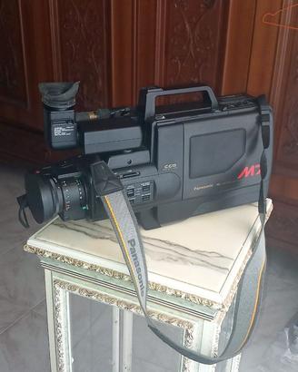 Panasonic NV-M7 VHS HQ videocamera NON testata