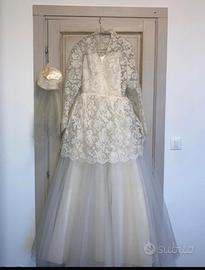 Abito da sposa anni 50 con pizzo e veletta