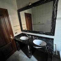 Bagno marmo nero di Carrara, 2 lavandini+specchio