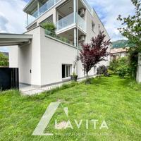 Grande appartamento con giardino a Ora